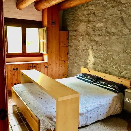 Casa rural Mas El Conier